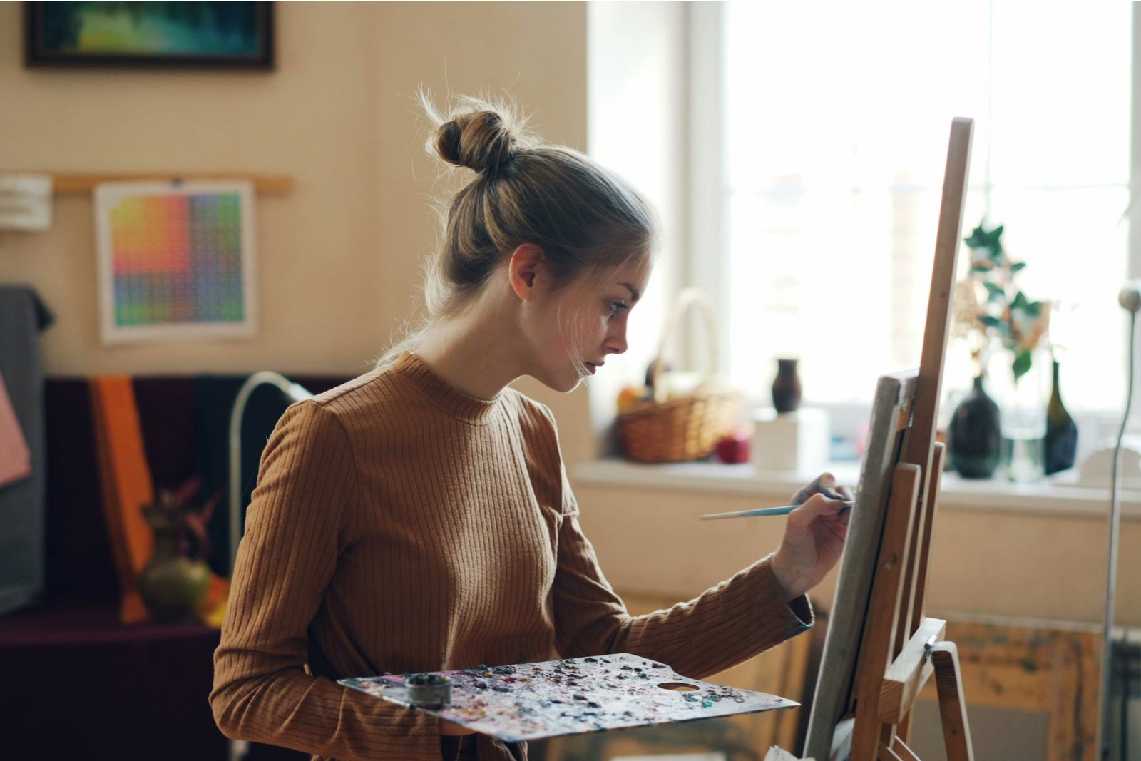 Student painting in studio for UCAS art portfolio application