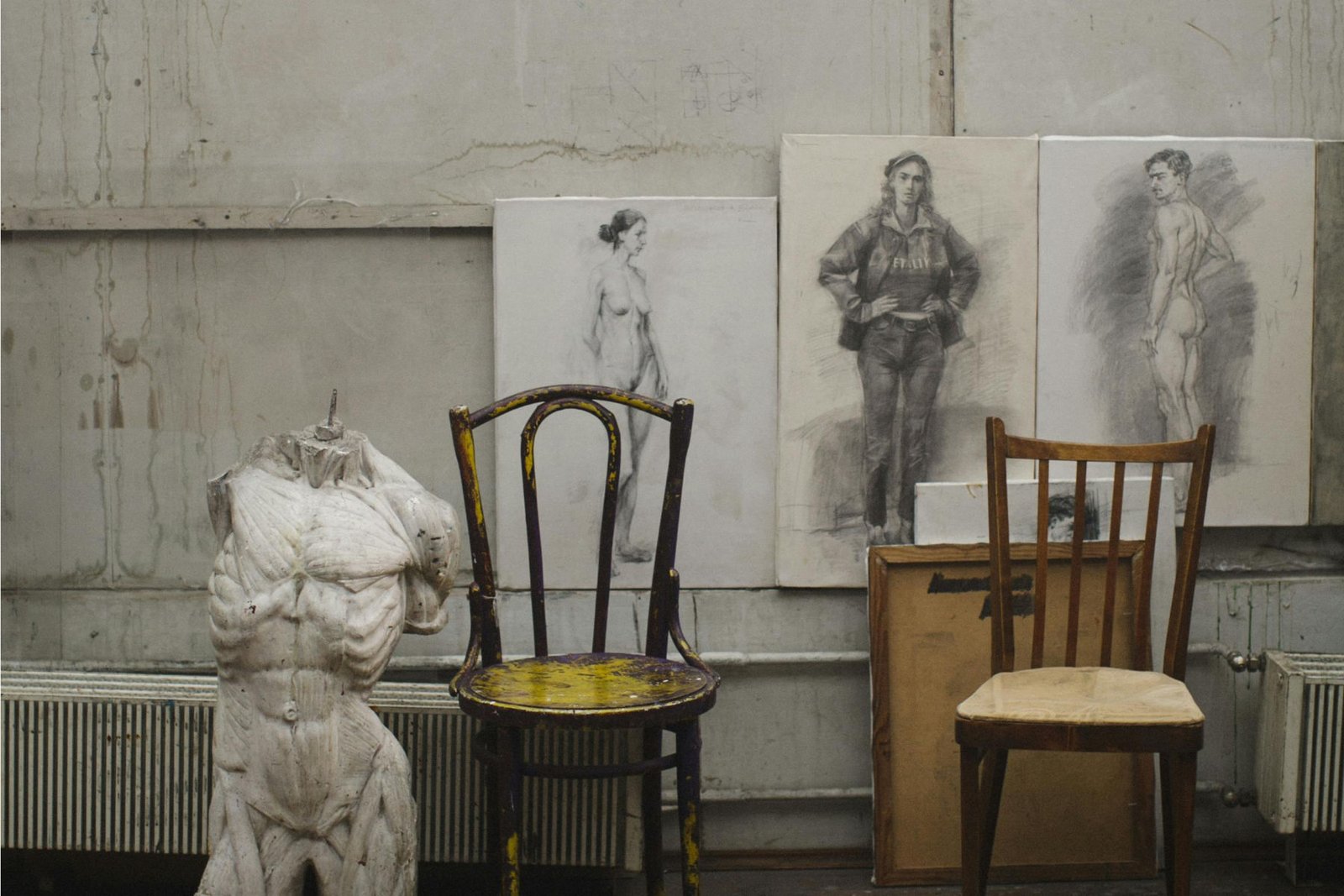 Life Drawings up on art studio wall, UAL Foundation